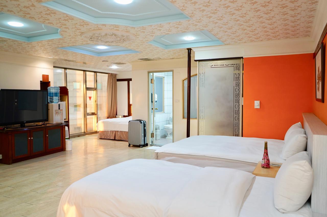 Hotel Fun House - Douliu Branch Extérieur photo